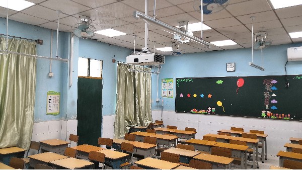 没那么简单！教室照明改造就是换盏灯？