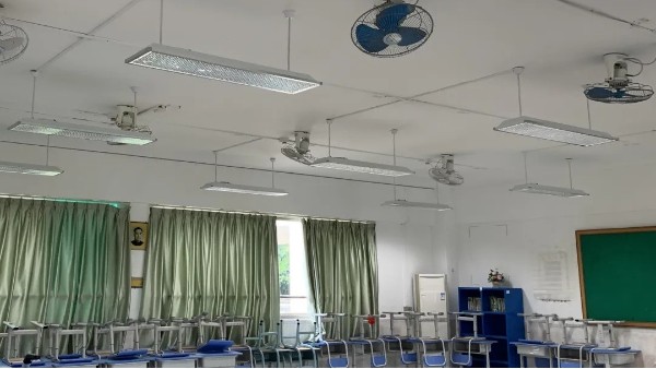 推进教室照明规范化改造，维格照明在行动！！