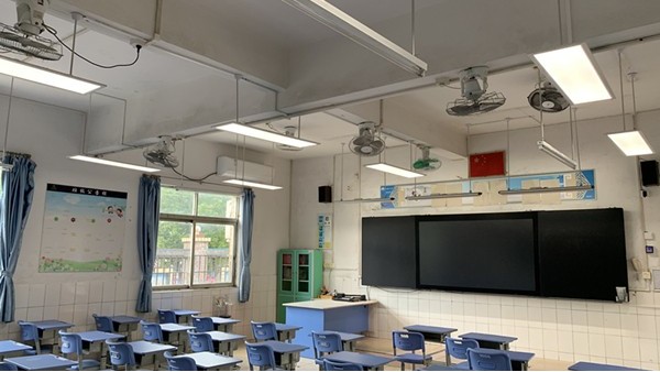 教室照明的教室灯和黑板灯到底哪里不一样？你清楚吗？