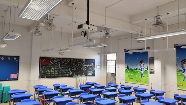 符合国家标准的教室照明，真的需要安装LED教室护眼灯具吗？