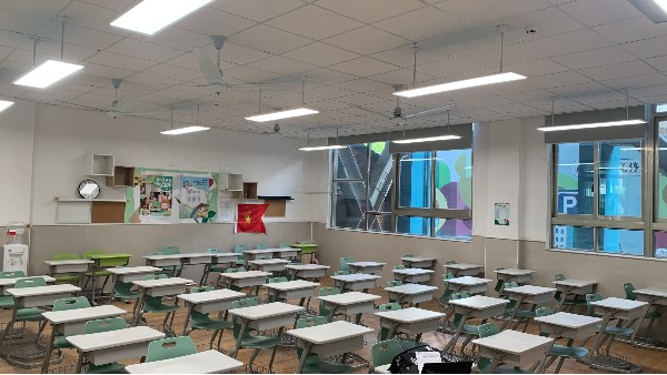 禹城完成414间教室照明改造提升工程