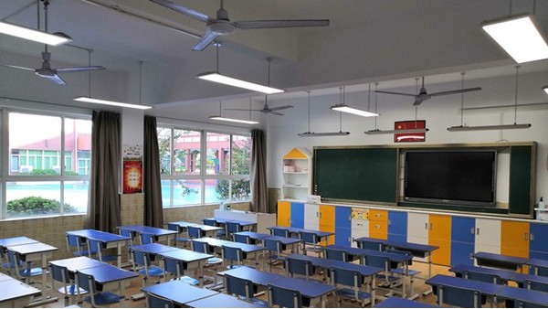 教室照明要达卫生标准率100％，有利于降低中小学生近视率