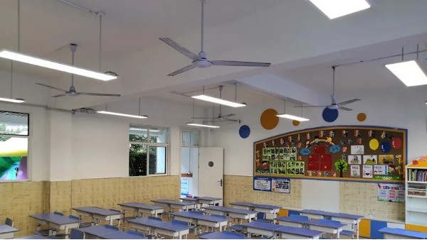 让教室更护眼！中小学校要打造<i style='color:red'>教室优质照明光环境</i>